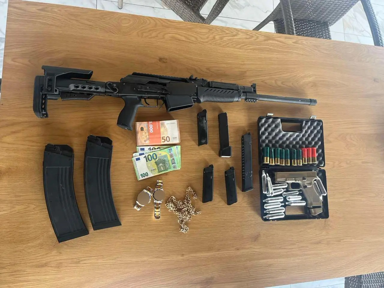 Λάρισα, εγκληματική οργάνωση, απάτες, χρυσές λίρες, 