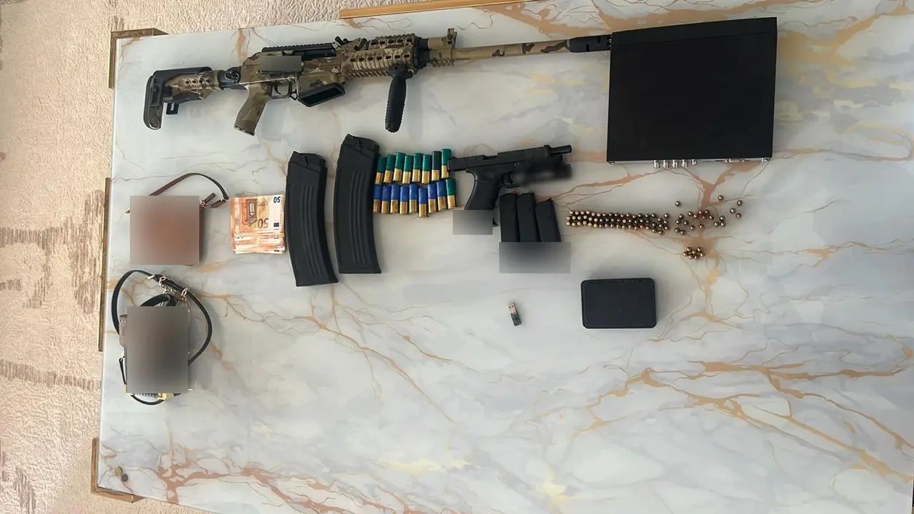 Λάρισα, εγκληματική οργάνωση, απάτες, χρυσές λίρες, 