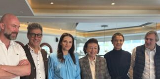 Λίνα Μενδώνη: Συνάντηση με τη Ζιλιέτ Μπινός – Στο επίκεντρο τα ευρωπαϊκά βραβεία κινηματογράφου στην Αθήνα