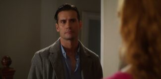 Ο Δημήτρης αρχίζει να συνειδητοποιεί ότι είναι πολύ ερωτευμένος με την Ελένη