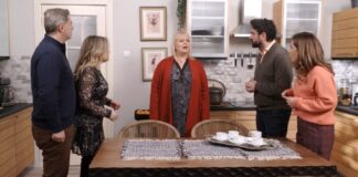 Η Αφρούλα καταφθάνει απρόσκλητη και φέρνει τα πάνω κάτω