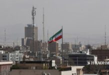 Εντός και Εκτός: Ο Βενιαμίν της Τεχεράνης