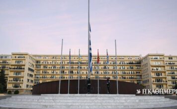 Εκτακτη σύσκεψη στο υπουργείο Αμυνας για τις εξελίξεις στη Μέση Ανατολή