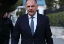 Εντός και Εκτός: Οι γρίφοι του Βερολίνου