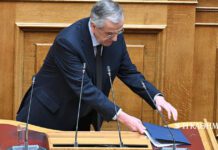 Θεωρείο: Αγριεύει το ματς… | Η ΚΑΘΗΜΕΡΙΝΗ