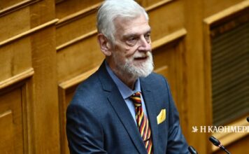 Γ. Λοβέρδος: Περίπου 1.500 Ελληνες έχουν αιτηθεί να επιστρέψουν από τα ΗΑΕ