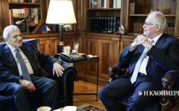 Συνάντηση Τασούλα – Γιαννίτση στο Προεδρικό Μέγαρο