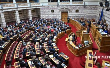 Βουλή: Εγκρίθηκε με 201 ψήφους η επιστολική ψήφος για τους απόδημους