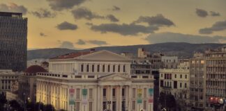 Το Δημοτικό Θέατρο Πειραιά φέρνει το θέατρο μέσα στις Γυναικείες Φυλακές Κορυδαλλού