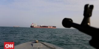 Ιράν: Δεν θα ανοίξουν τα Στενά του Ορμούζ ως αντάλλαγμα για μια «προσωρινή εκεχειρία»