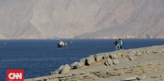 Κίνηση «καλής θέλησης» από το Ιράν: Πιθανή παύση της διέλευσης πλοίων του από τα Στενά του Ορμούζ