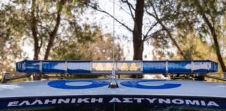 Συνελήφθη 15χρονος που έσπασε με πέτρες τα παράθυρα λεωφορείων στην Εθνική Οδό Αθηνών-Λαμίας