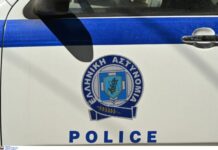 Άνδρας με μαχαίρι προκάλεσε πανικό στο κέντρο της πόλης