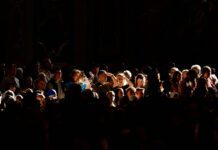 «Φτάνει με την προσωπική ειδωλολατρία και την ειδωλολατρία του χρήματος», ειπε ο Πάπας Λέων