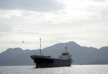 Τραμπ: Οι συνομιλίες με το Ιράν μπορεί να ξαναρχίσουν τις επόμενες δύο ημέρες – «Κανένα πλοίο δεν έχει περάσει τον αποκλεισμό»