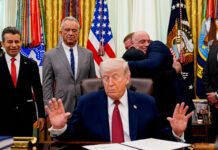 Ο πόλεμος στο Ιράν αποκάλυψε το αδύναμο σημείο του Τραμπ: την οικονομία