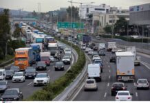 Κίνηση: Κυκλοφοριακό χάος στον Κηφισό και στην παραλιακή