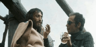 «Ιησούς από τη Ναζαρέτ»: Το σκηνοθετικό “τρικ” στο πρόσωπο του Χριστού που δεν παρατήρησε κανείς μέχρι σήμερα