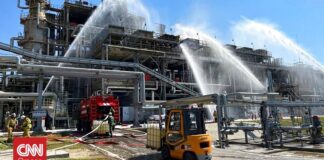 Πυρκαγιά ξέσπασε στο τέταρτο μεγαλύτερο ρωσικό διυλιστήριο έπειτα από επίθεση με drones