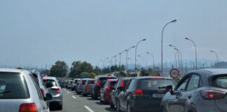 Επιστρέφει στην Αθήνα το δεύτερο κύμα των εκδρομέων του Πάσχα – Αυξημένη κίνηση στην Αθηνών