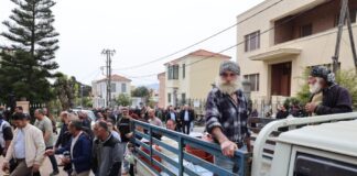 Λέσβος: «Δεν θα αφήσουμε να σφάξουν τα κοπάδια μας»