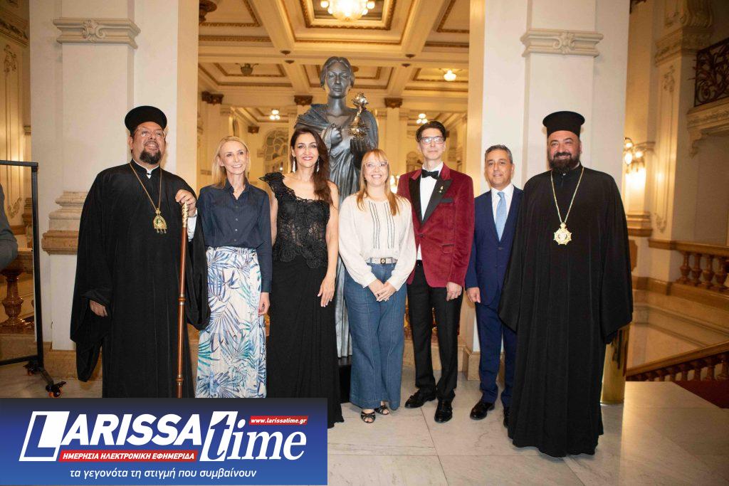 Στην όπερα του Σάο Πάολο το γλυπτό του Νίκου Φλώρου με τη μορφή της Μαρίας Κάλλας