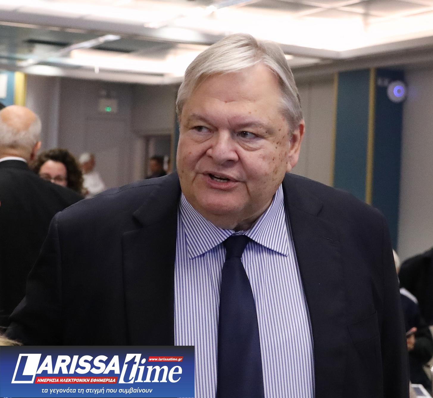 Εντός και Εκτός: Στον Σκαραμαγκά η αναβάθμιση των υποβρυχίων-1