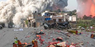 Ινδία: Τουλάχιστον 13 νεκροί και πάνω από 40 τραυματίες εξαιτίας πυρκαγιάς σε αποθήκη πυροτεχνημάτων