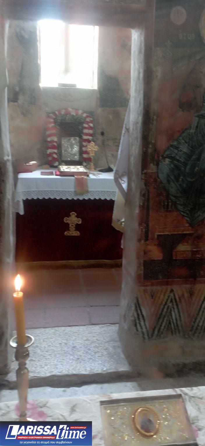 Ομορφοκκλησιά: Φωτογραφικά ντοκουμέντα από την εκκλησία που ανοίγει για το κοινό μία φορά το χρόνο