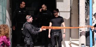 Πυροβολισμοί στον Κεραμεικό: «Είπε σε υπάλληλο να σκύψει, πυροβόλησε και πέτυχε έναν άλλον στο πόδι»