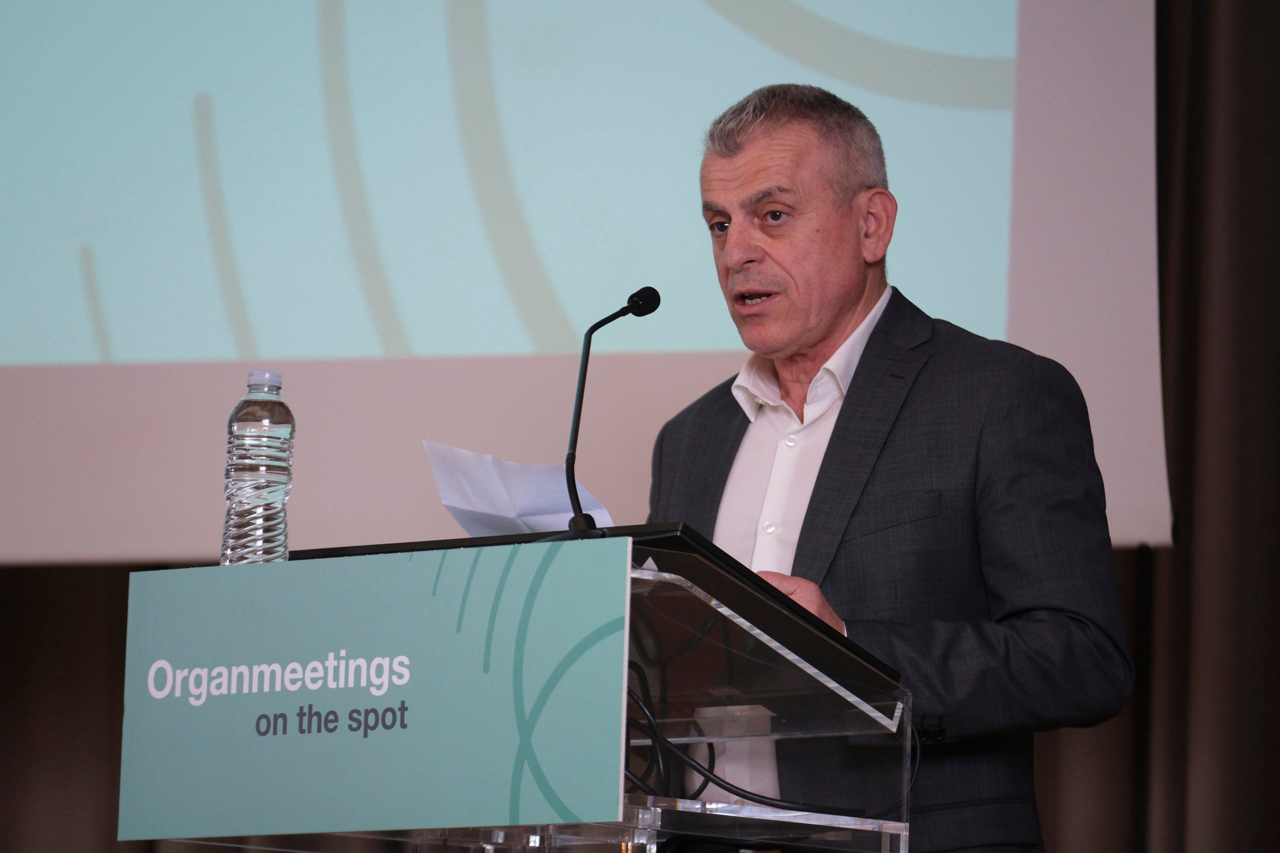 Ο κ. Ιωάννης Ηλιόπουλος, Διοικητής του Γενικού Νοσοκομείου ΚΑΤ