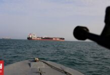 ΝΥΤ: Το Ιράν δεν μπορεί να ανοίξει στα Στενά του Ορμούζ λόγω των ναρκών που τοποθέτησε