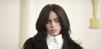 Η Billie Eilish κάνει την αρχή για πιο «πράσινες» συναυλίες – Πρέπει να προσπαθήσω να φέρω μια αλλαγή