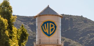 Warner σε χρονιά θριάμβου… και αβεβαιότητας