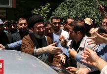 Σοβαρά τραυματισμένος και παραμορφωμένος ο Μοτζτάμπα Χαμενεΐ σύμφωνα με το περιβάλλον του