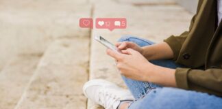 Ποιες πλατφόρμες απαγορεύονται για τους ανήλικους κάτω των 15 ετών και ποιες επιτρέπονται