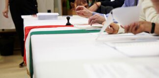 Βουλευτικές εκλογές στην Ουγγαρία: Τέλος της μακρόχρονης διακυβέρνησης ή πέμπτη θητεία για Όρμπαν