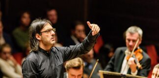 Μια σπάνια μουσική συνάντηση: Καβάκος, Philharmonia Orchestra και Μπραμς στο Μέγαρο