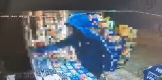 Ληστής… ετών 14 σκόρπιζε τον τρόμο σε πρατήρια καυσίμων και μίνι μάρκετ με την απειλή μαχαιριού – Βίντεο από τη δράση του