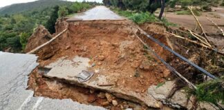 Κακοκαιρία Erminio: Καταστράφηκε ο δρόμος προς Καλλιτεχνούπολη στην Ραφήνα