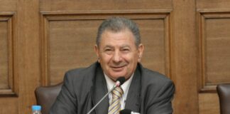 Σήφης Βαλυράκης: «Προσπάθησα να του κάνω ΚΑΡΠΑ αλλά ήταν αργά»