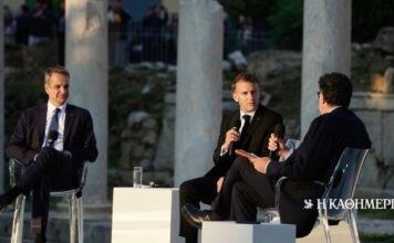 Μακρόν: «Αυτή μπορεί να είναι η στιγμή της Ευρώπης»