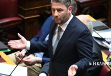 ΠΑΣΟΚ για υποκλοπές: Η «αριθμητική» των 120 βουλευτών για νέα εξεταστική επιτροπή