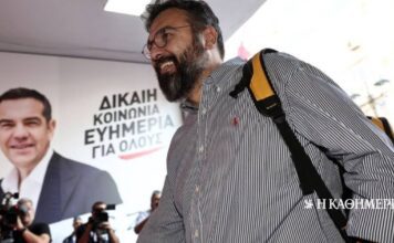 Πρώην σύντροφοι στα χαρακώματα για την «αυτοδιάλυση»