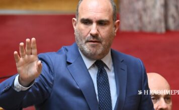 Μαρκόπουλος: Ανακοίνωση του ΕΑΠ επιβεβαιώνει ότι είμαι πτυχιούχος από το 2012