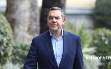 Τσίπρας: Θα έπρεπε να θεσπιστεί ασυμβίβαστο πρωθυπουργού και πολιτικού απατεώνα