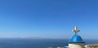 Τραυματίστηκε βρέφος στον κατάπλου πλοίου στην Τήνο