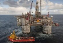 Σχέδιο για απελευθέρωση αποθεμάτων πετρελαίου εξετάζει η Κομισιόν