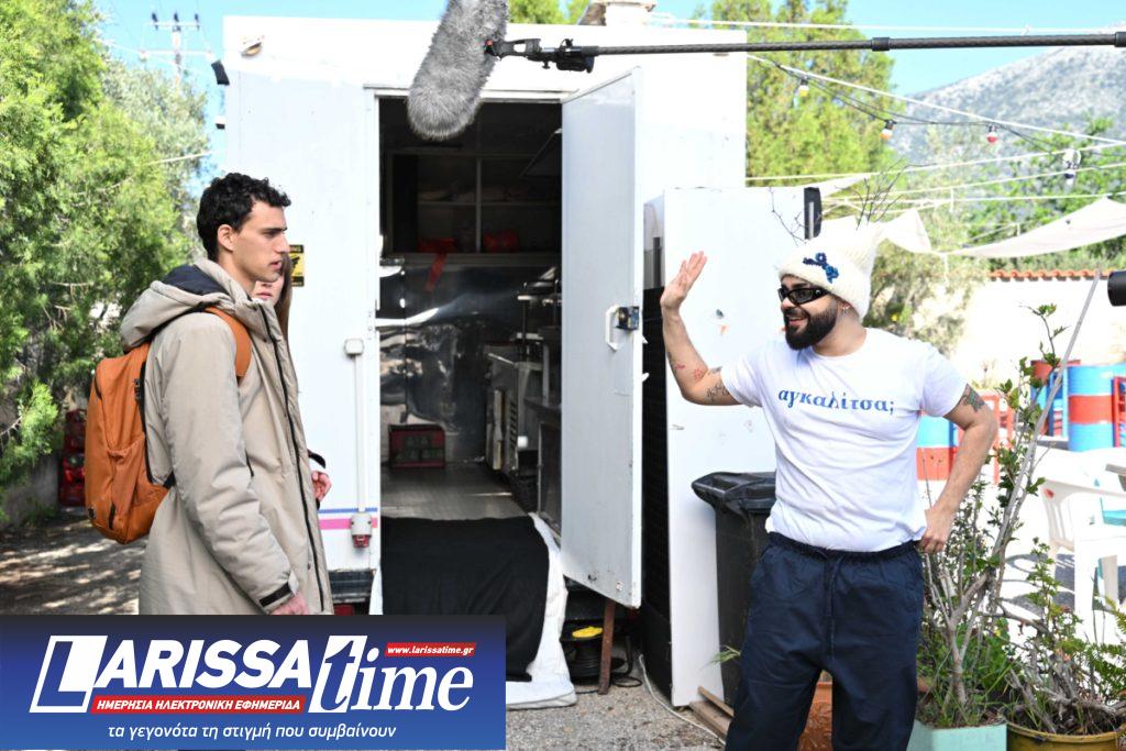 Ο Akylas εισβάλλει στη σειρά της ΕΡΤ «Το Παιδί», δείτε φωτογραφίες από τα γυρίσματα