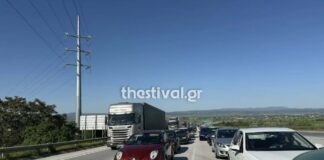 Σφοδρή σύγκρουση αυτοκινήτου με μηχανή στο Δερβένι – Σοβαρά τραυματίας ο μοτοσικλετιστής